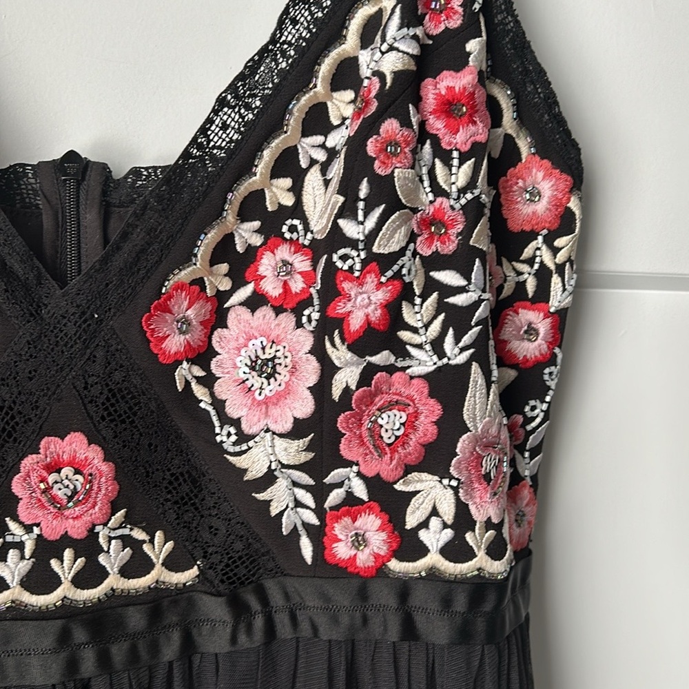 Needle an thread Elegant Black and Pink Embroidered Dress prom bridesmaid dress - Picture 2 of 16